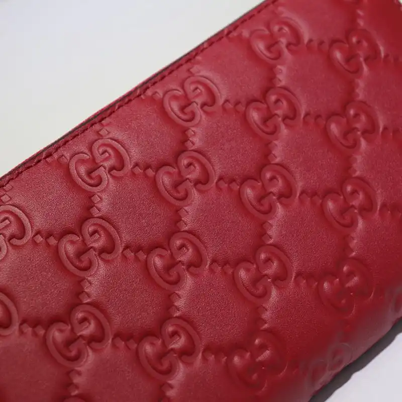 G*u*i brand handbags zip around wallet 1904g0012