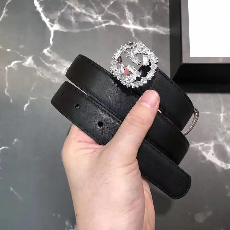 G*u*i s belte 1905bl0154