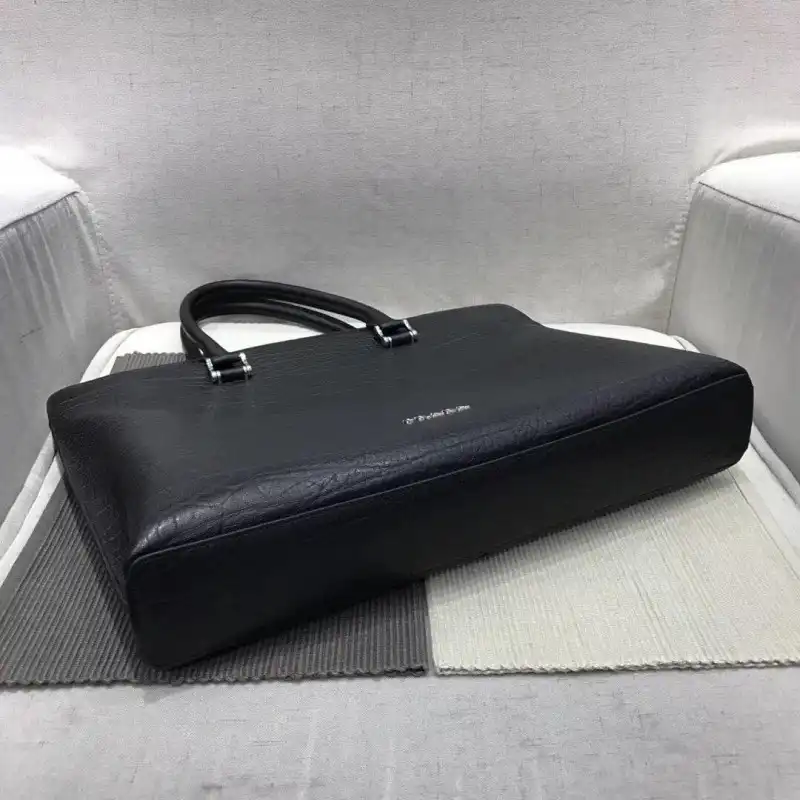 Pra*a bags 1917m0105