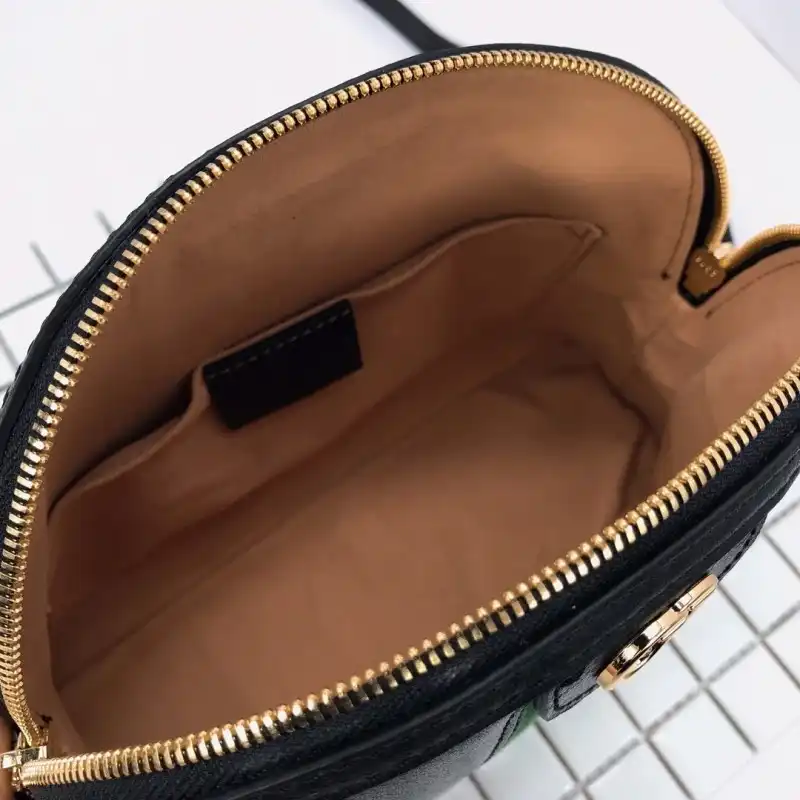 G*u*i bags 19b57g0096