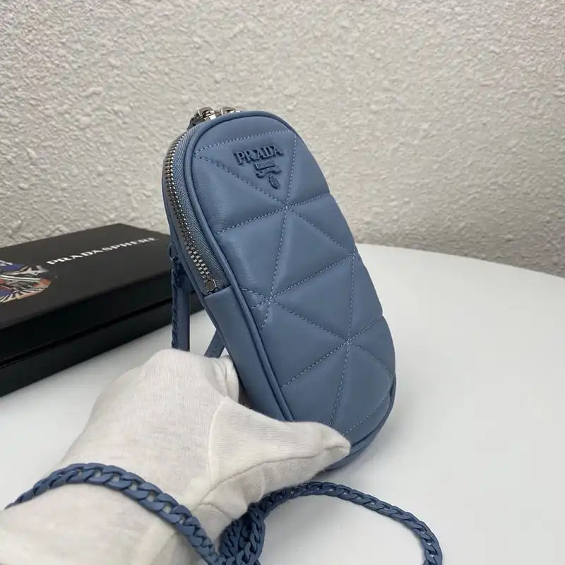 Pra*a bags 204b570049