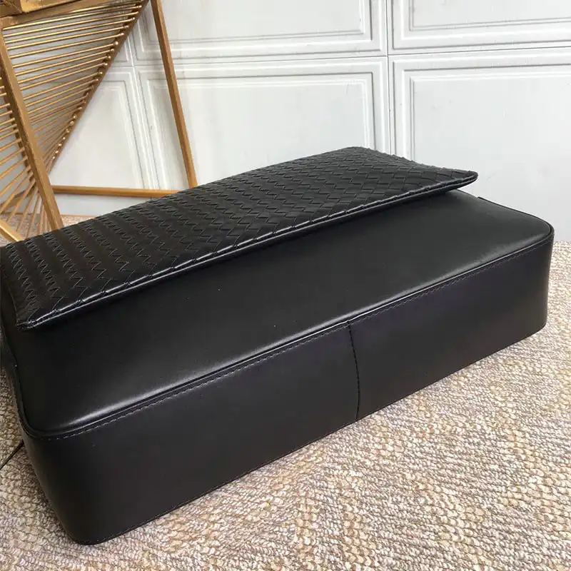 bo*te*ga Ve*ne*ta bag 2108sf0172