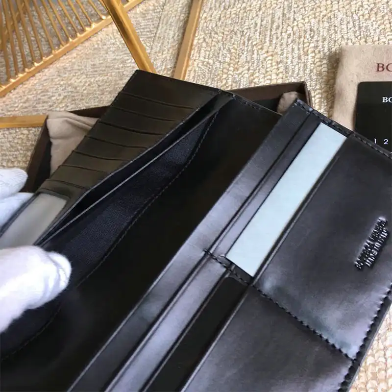 bo*te*ga Ve*ne*ta bag 2108sf0186