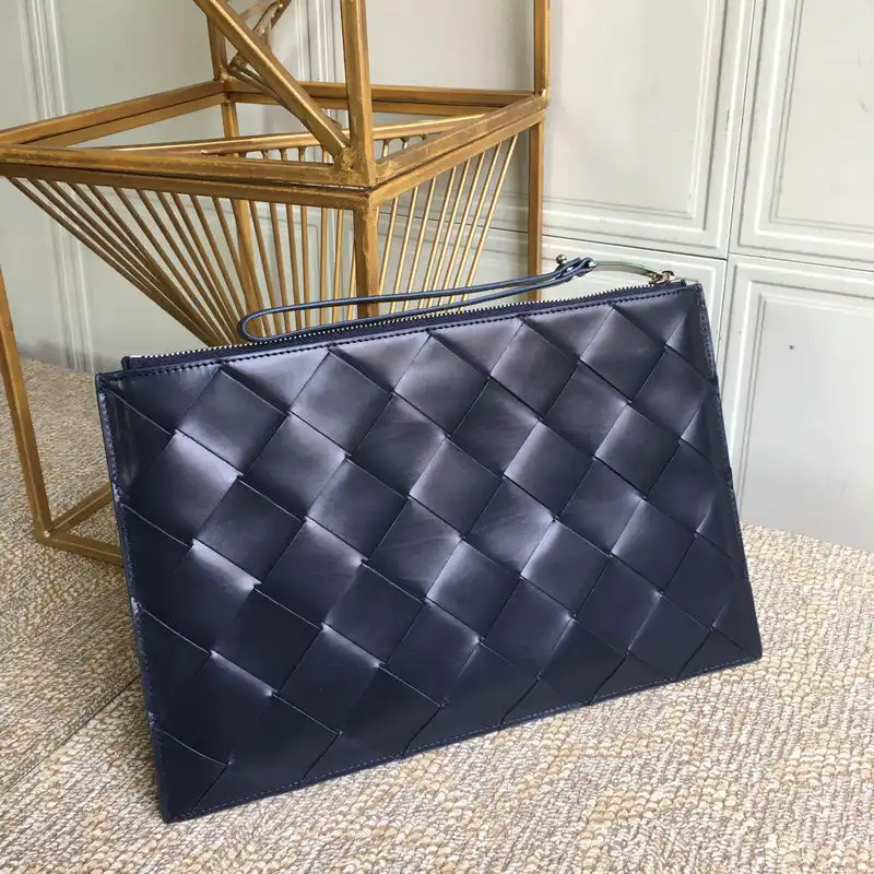 bo*te*ga Ve*ne*ta bag 2108sf0191