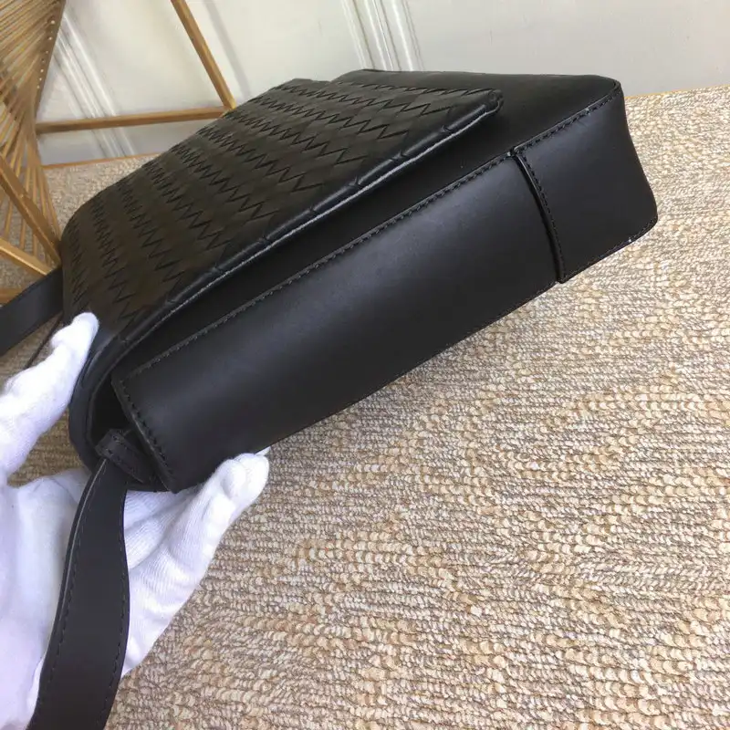 bo*te*ga Ve*ne*ta bag 2108sf0209