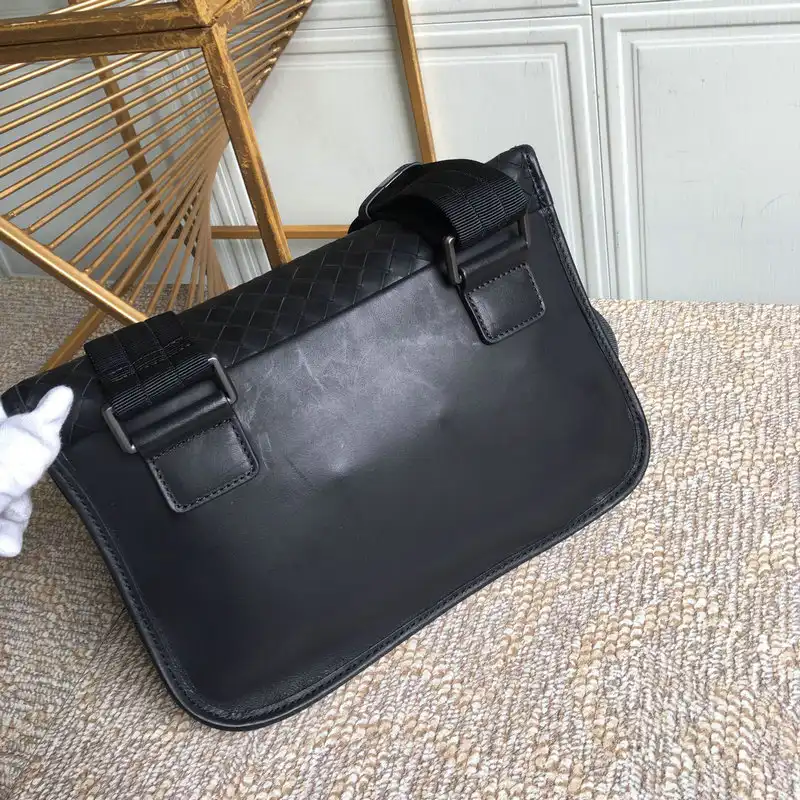 bo*te*ga Ve*ne*ta bag 2112sf0061