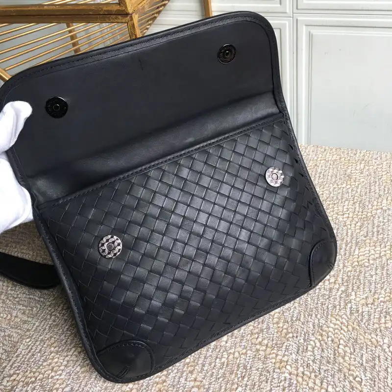 bo*te*ga Ve*ne*ta bag 2112sf0061