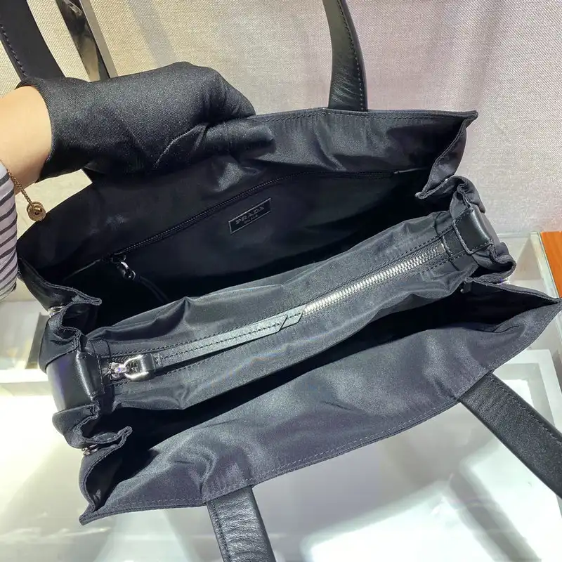 Pra*a bag 2112yz0094