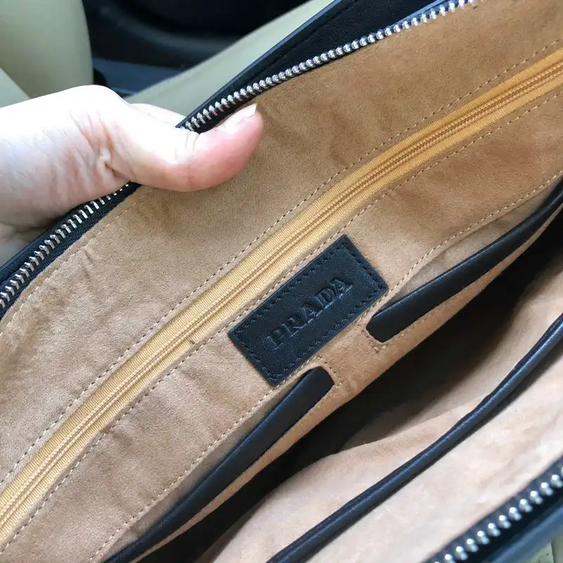 Pra*a bag 2112yz0096