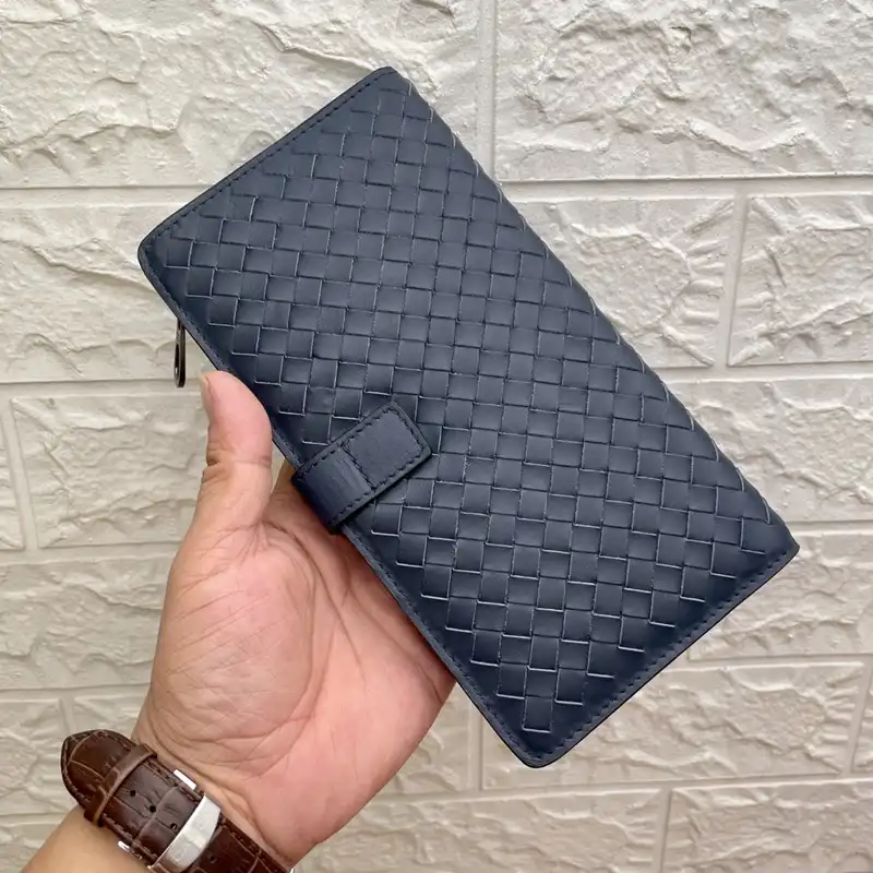 bo*te*ga Ve*ne*ta bag 2212yz0019