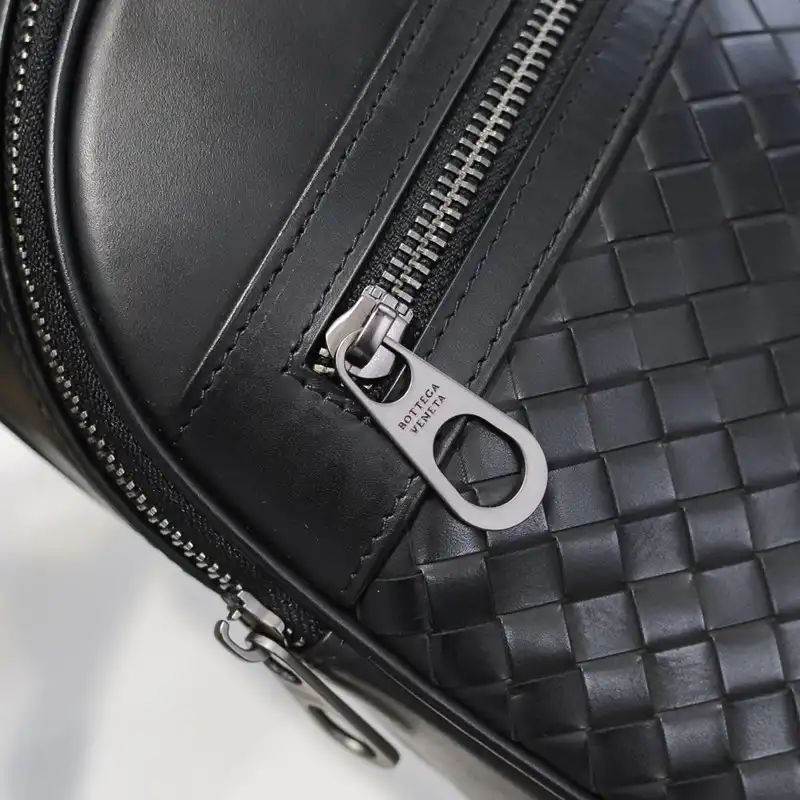 bo*te*ga Ve*ne*ta bag 2212yz0055