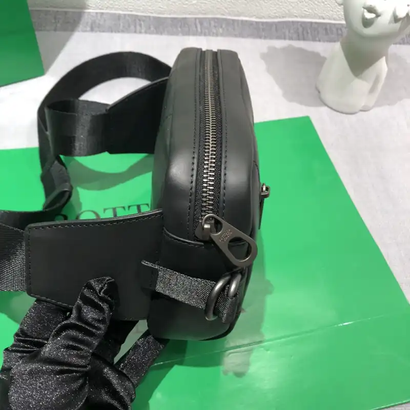 bo*te*ga Ve*ne*ta bag 2306yz0010