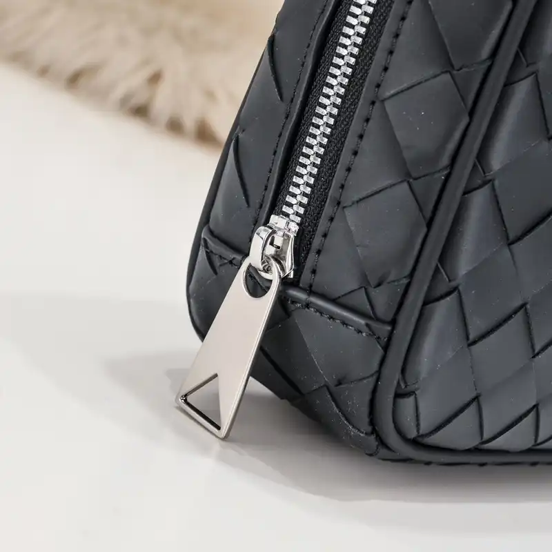 bo*te*ga Ve*ne*ta bags 2401ya0117