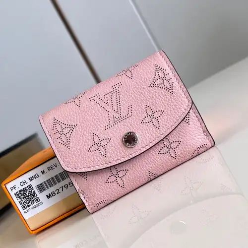 G*u*i bags 2407ya0010
