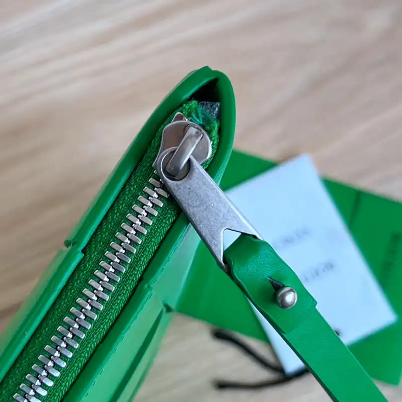 bo*te*ga Ve*ne*ta bags 2409sf0013