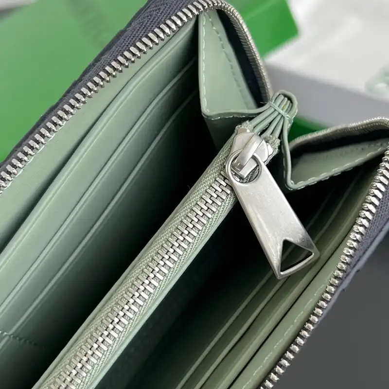 bo*te*ga Ve*ne*ta bags 2409sf0023