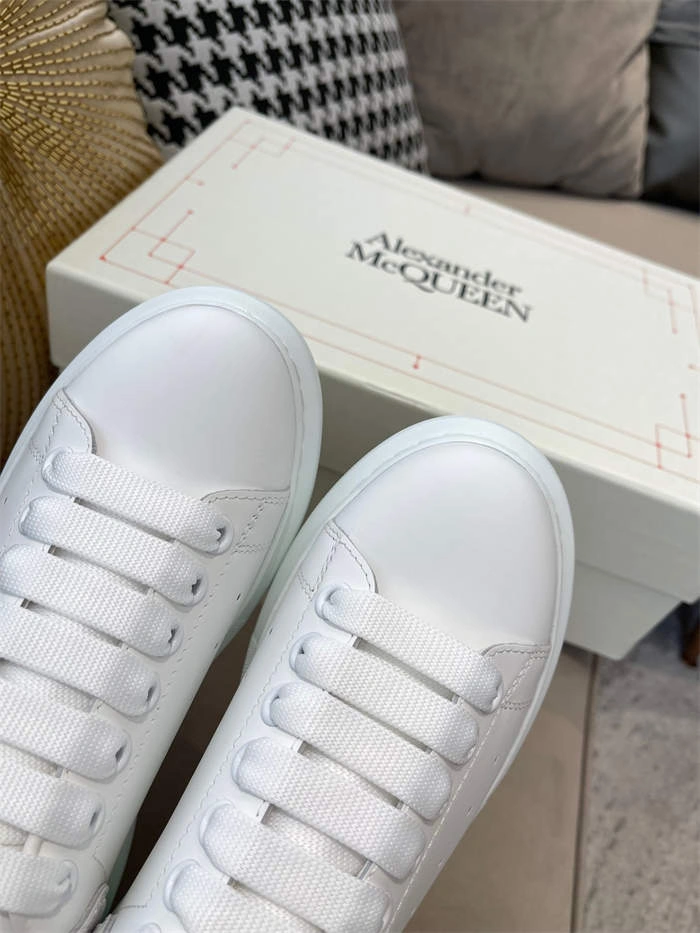 ale*d*r M*Q*en oversized unisex 2587