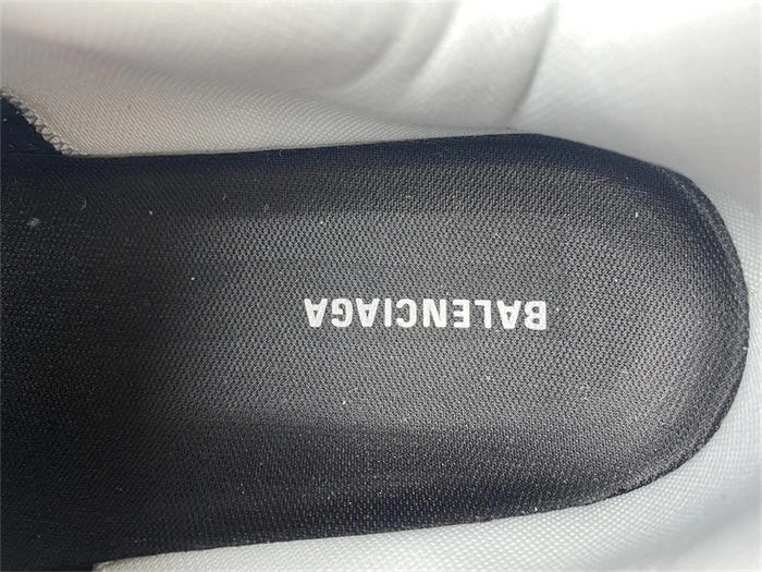 easycare Ba*len*cia*ga -runner 4332