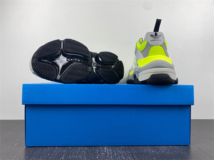 reliable Ba*len*cia*ga 712821 w2zb5 4370