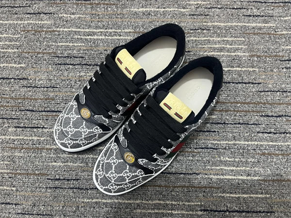 S*pportive g*u*i ace sneaker 98