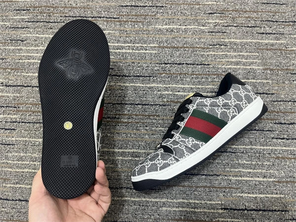 S*pportive g*u*i ace sneaker 98