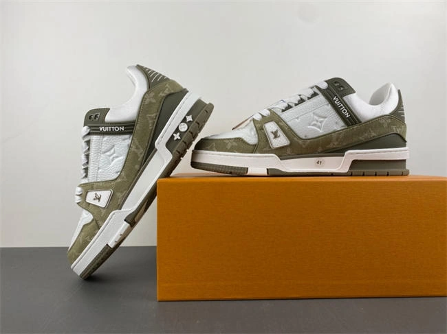 l0*is V*t0n lv trainer popular 1646