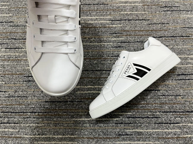 Pra*a sneaker relaxedfit 3374