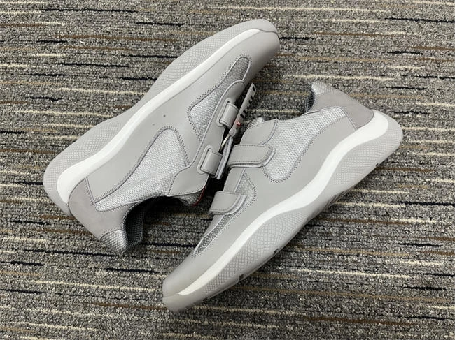 practical Pra*a sneaker 3360